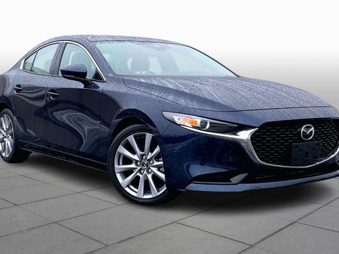 Used 2022 MAZDA MAZDA3 s image 2