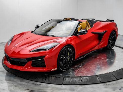 Used 2023 Chevrolet Corvette Z06 w/ Stealth Interior Trim Package image 6