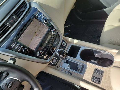 Used 2024 Nissan Murano SL image 34