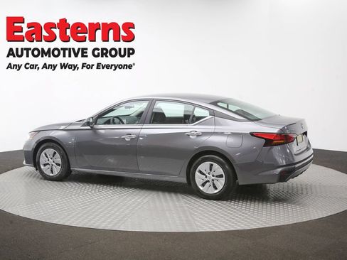 Used 2024 Nissan Altima 2.5 S FWD image 57