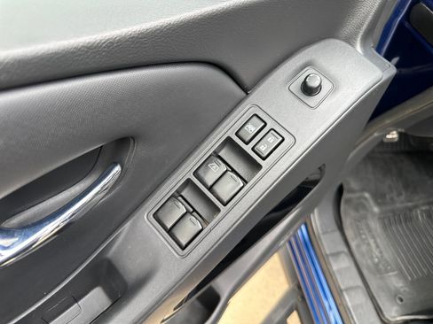 Used 2022 Nissan Frontier PRO-4X w/ Pro-4X Premium Package image 11