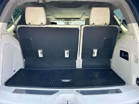 Used 2023 Cadillac Escalade Sport Platinum w/ Heavy-Duty Trailer Package AWD/4WD image 12
