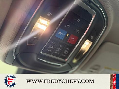 Used 2021 Jeep Grand Cherokee L Limited w/ Luxury Tech Group II AWD/4WD image 28
