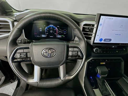 Used 2023 Toyota Tundra Platinum image 11