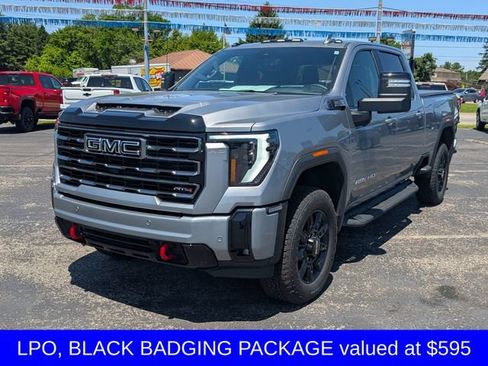 Used 2026 GMC Sierra 2500 AT4 w/ Technology Package AWD/4WD image 4