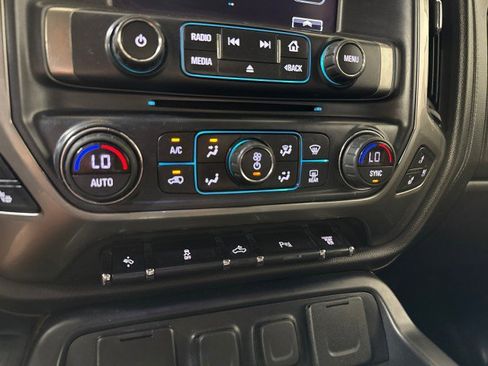 Used 2019 Chevrolet Silverado 3500 LTZ w/ Duramax Plus Package image 25