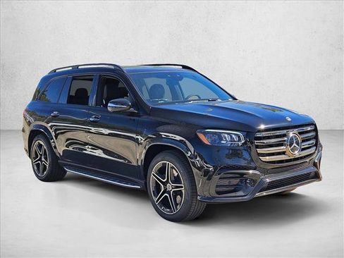 New 2026 Mercedes-Benz GLS 450 4MATIC image 7