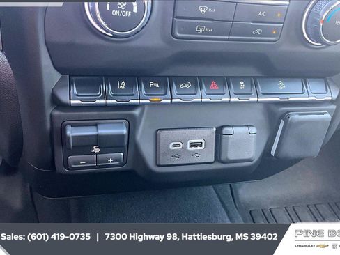 Used 2026 Chevrolet Silverado 2500 Custom w/ Custom Value Package AWD/4WD image 24