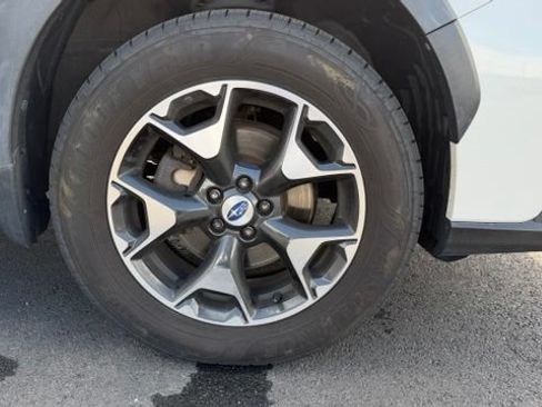 Used 2018 Subaru Crosstrek 2.0i Premium AWD/4WD image 10