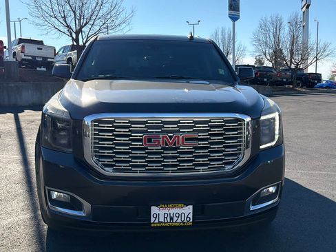 Used 2018 GMC Yukon Denali w/ Denali Ultimate Package image 2