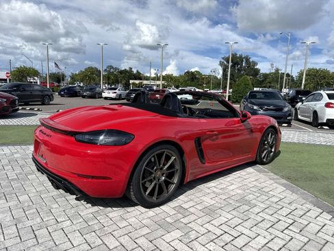 Used 2024 Porsche 718 Boxster GTS RWD image 5