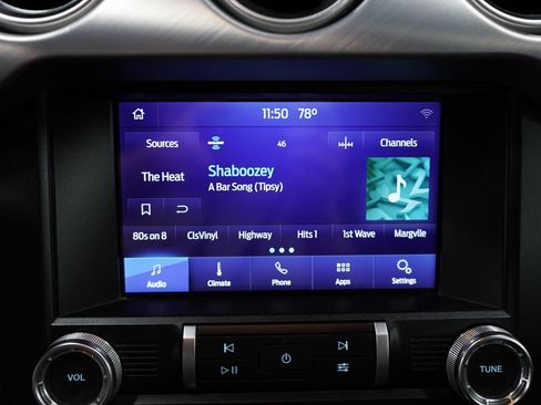 Used 2019 Ford Mustang Premium RWD image 23