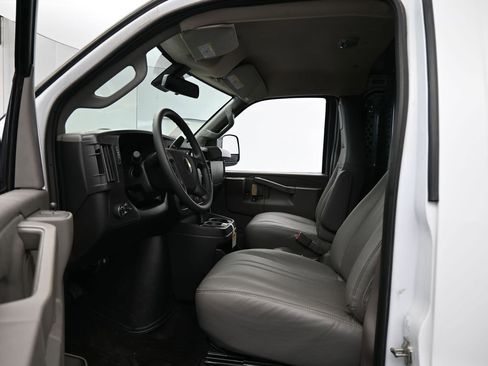 New 2025 Chevrolet Express 3500 Extended w/ Driver Convenience Package image 11