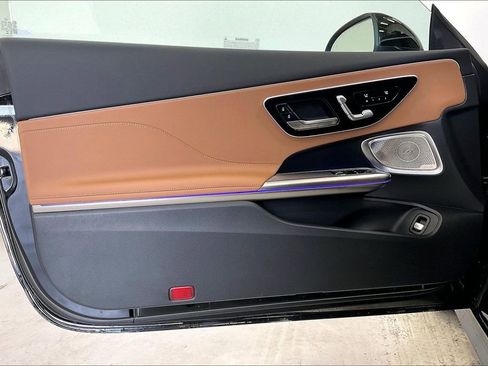 New 2026 Mercedes-Benz CLE 300 4MATIC Coupe image 10