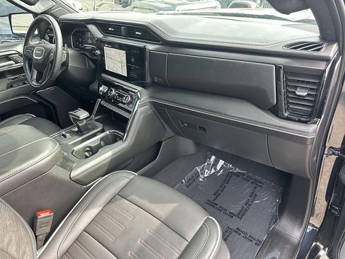 Used 2024 GMC Sierra 1500 AT4X AWD/4WD image 29