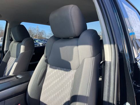 Used 2020 Toyota Tundra SR5 w/ SR5 Upgrade Package image 7