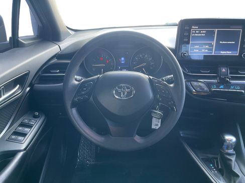 Used 2019 Toyota C-HR LE image 12