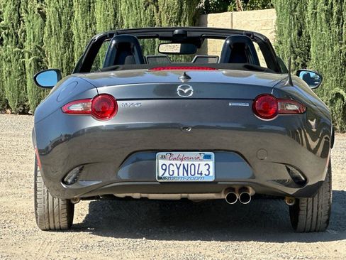 Certified 2023 MAZDA MX-5 Miata Grand Touring RWD image 6