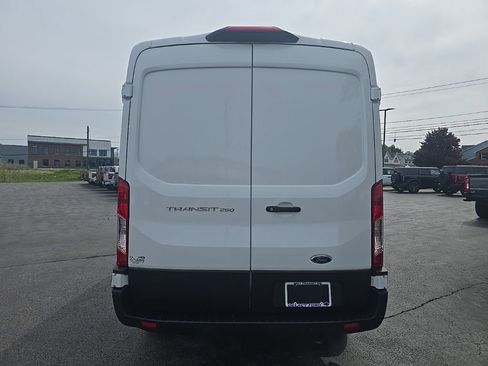 Used 2025 Ford Transit 250 148 Medium Roof RWD image 5