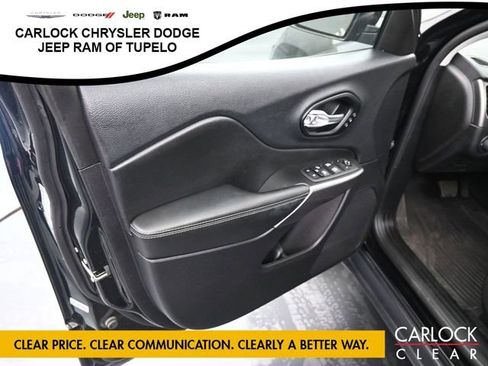 Used 2022 Jeep Cherokee Limited w/ Elite Package AWD/4WD image 12