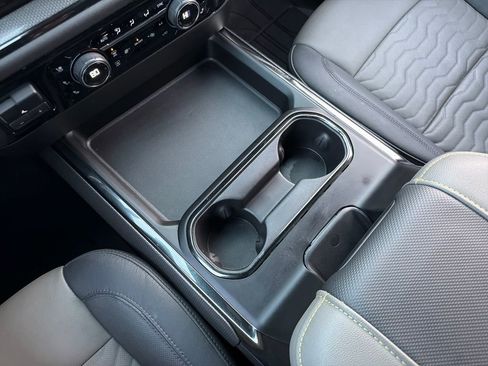 Used 2024 Chevrolet Silverado 2500 ZR2 image 28