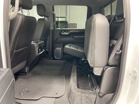Used 2024 GMC Sierra 3500 Denali AWD/4WD image 21