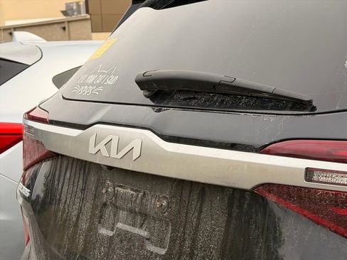 Used 2023 Kia Seltos EX image 17