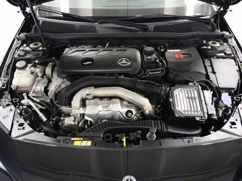 Certified 2024 Mercedes-Benz CLA 250 4MATIC image 12