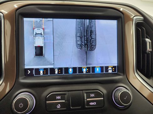 Used 2022 Chevrolet Silverado 3500 High Country image 62