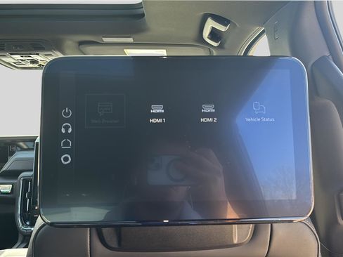 New 2026 GMC Yukon AT4 Ultimate w/ LPO, Floor Liner Package image 24