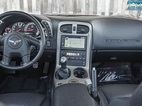 Used 2005 Chevrolet Corvette Coupe w/ Preferred Equipment Group RWD image 16