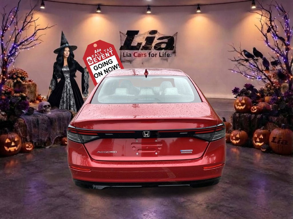 Used 2025 Honda Accord Touring image 4