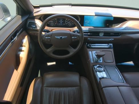 Used 2021 Genesis G90 3.3T Premium RWD image 11