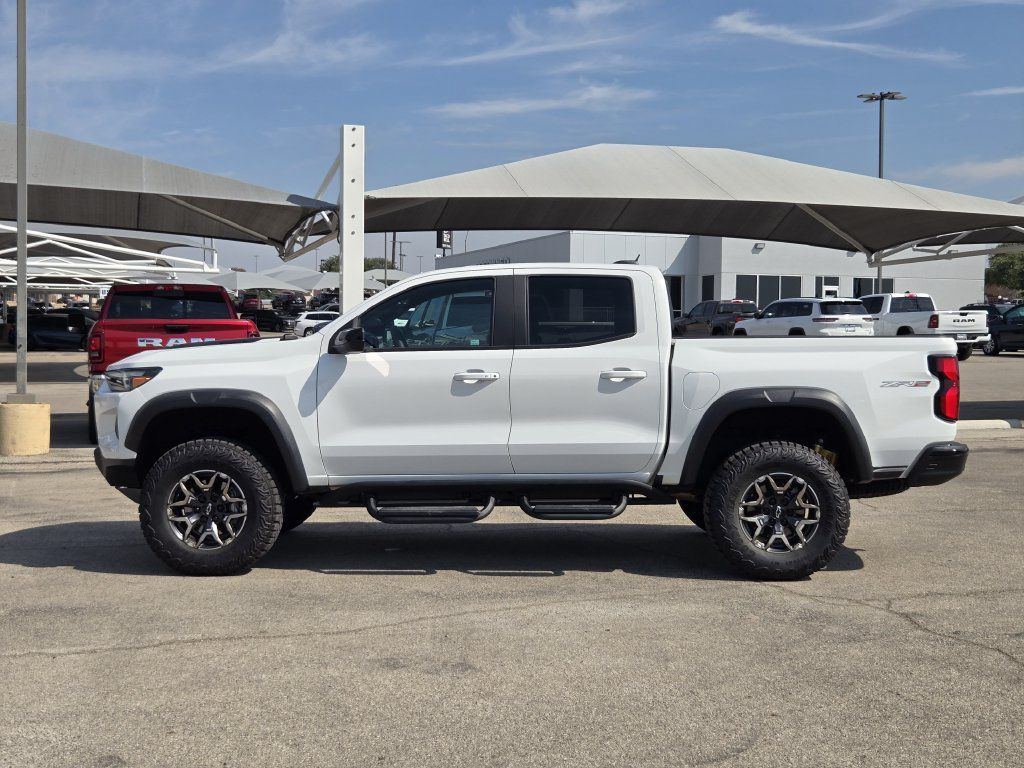 Certified 2025 Chevrolet Colorado ZR2 AWD/4WD image 4