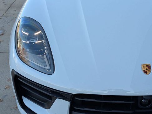 New 2026 Porsche Macan image 12