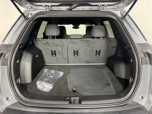 Used 2025 Chevrolet Equinox LT AWD/4WD image 22