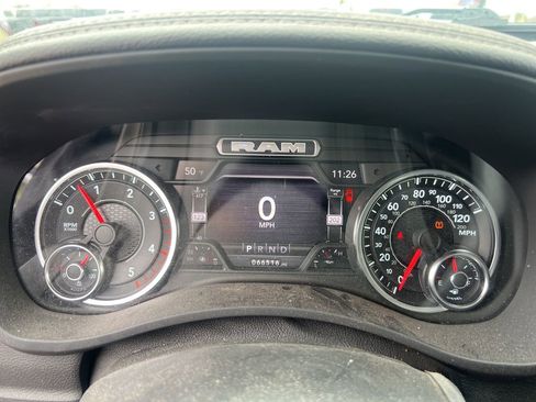 Used 2022 RAM 2500 Laramie AWD/4WD image 13