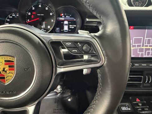 Used 2021 Porsche Macan AWD/4WD image 16