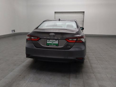 Used 2022 Toyota Camry LE image 7