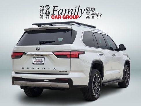 Used 2026 Toyota Sequoia Limited AWD/4WD image 4