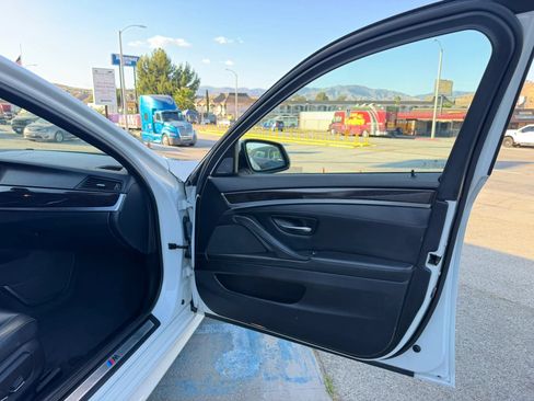 Used 2016 BMW 535i Sedan RWD image 23