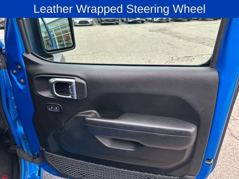 Used 2022 Jeep Wrangler Unlimited Sport AWD/4WD image 34