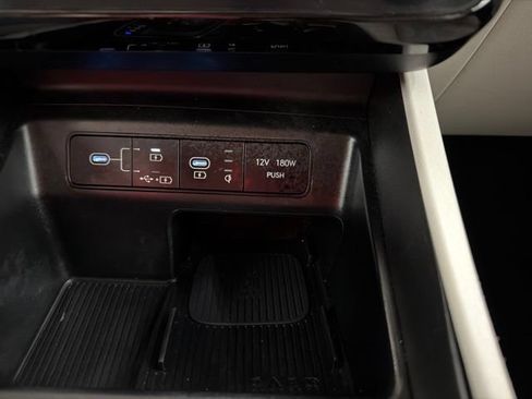 Used 2025 Hyundai Tucson SEL AWD/4WD image 17