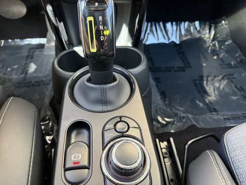 Used 2023 MINI Cooper SE FWD image 24