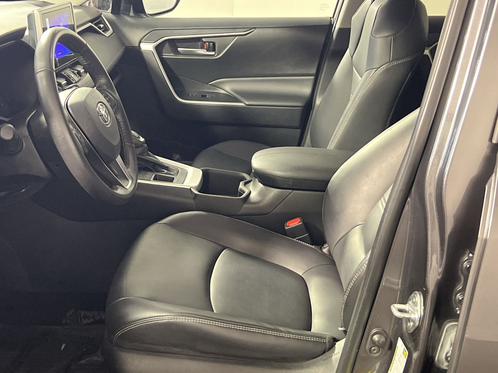 Used 2023 Toyota RAV4 XLE Premium AWD/4WD image 13