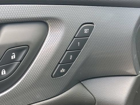 Used 2019 Chevrolet Traverse Premier AWD/4WD image 13