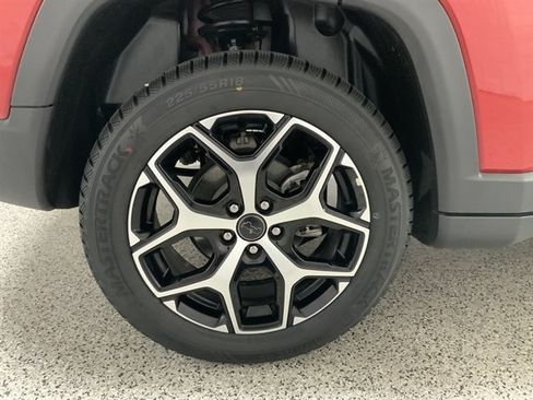 Used 2025 Jeep Compass Limited AWD/4WD image 12