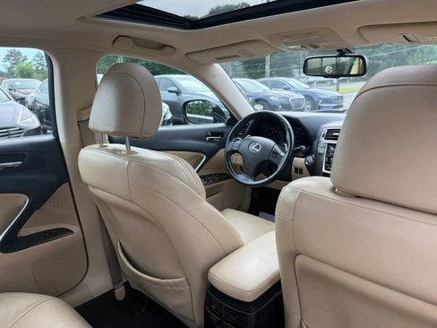 Used 2008 Lexus IS 250 RWD image 19
