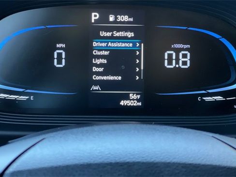 Used 2023 Hyundai Venue SEL image 31