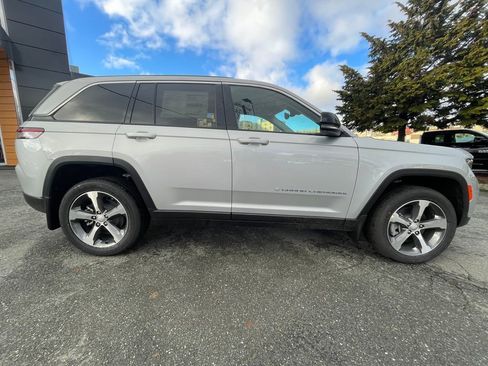 New 2024 Jeep Grand Cherokee Limited 4xe w/ Luxury Tech Group II AWD/4WD image 9
